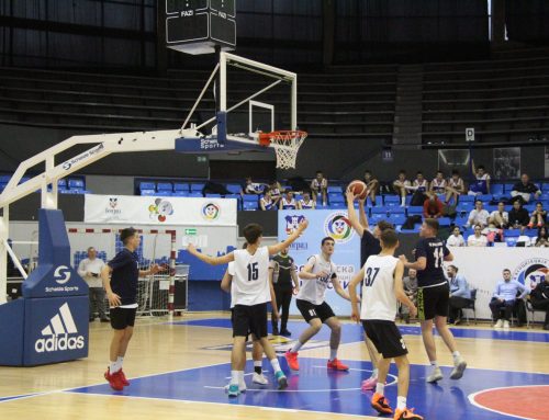 Познати из света глуме и спорта делили медаље школарцима